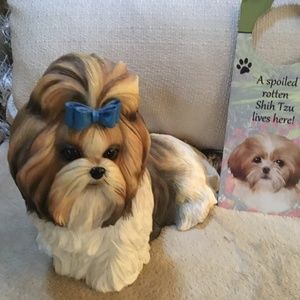 Shih Tzu  Figure/Collection/Dog